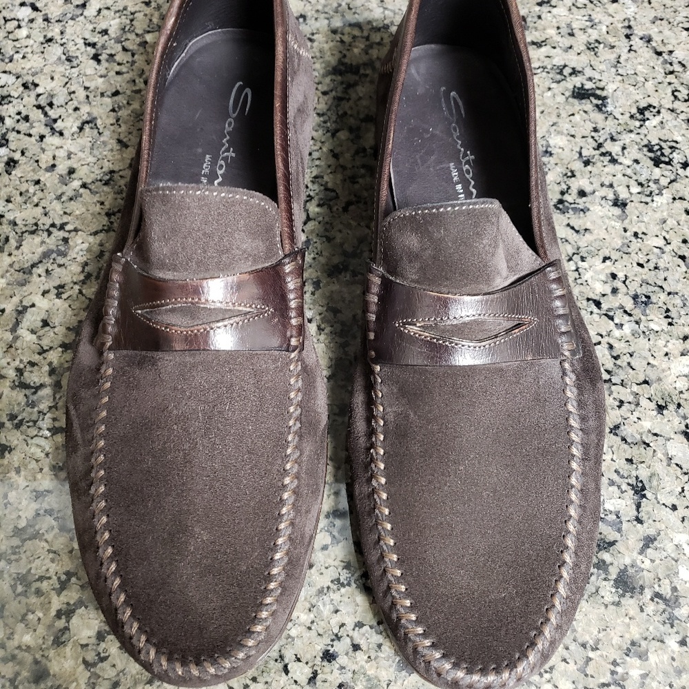 NWOT Santoni

Men's Brown Foster Suede Loafer